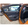 Image 46 : PARKSVILLE - 2017 CHEVROLET CRUZE ORANGE 204194 KMS - B562931