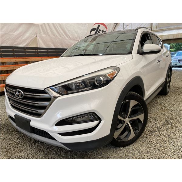 PARKSVILLE - 2017 HYUNDAI TUCSON WHITE 157381 KMS - D264955
