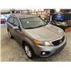 Image 10 : PARKSVILLE - 2011 KIA SORENTO GREY 209278 KMS - J141511