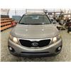 Image 6 : PARKSVILLE - 2011 KIA SORENTO GREY 209278 KMS - J141511