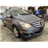 Image 8 : PARKSVILLE - 2010 MERCEDES-BENZ B200 GREY 137833 KMS - J509223