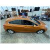 Image 13 : PARKSVILLE - 2017 CHEVROLET CRUZE ORANGE 204194 KMS - B562931