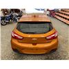 Image 19 : PARKSVILLE - 2017 CHEVROLET CRUZE ORANGE 204194 KMS - B562931