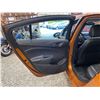 Image 46 : PARKSVILLE - 2017 CHEVROLET CRUZE ORANGE 204194 KMS - B562931