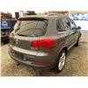 Image 15 : PARKSVILLE - 2012 VOLKSWAGEN TIGUAN GRAY 113326 KMS - D092435