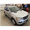 Image 10 : PARKSVILLE - 2008 MERCEDES-BENZ M-CLASS GRAY 274957 KMS - B422030