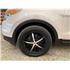 Image 31 : PARKSVILLE - 2013 FORD EXPLORER WHITE 242410 KMS - DA31669
