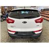 Image 18 : PARKSVILLE - 2012 KIA SPORTAGE WHITE 153614 KMS - D310190
