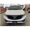 Image 6 : PARKSVILLE - 2012 KIA SPORTAGE WHITE 153614 KMS - D310190