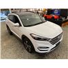 Image 10 : PARKSVILLE - 2017 HYUNDAI TUCSON WHITE 157381 KMS - D264955
