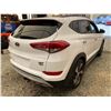 Image 15 : PARKSVILLE - 2017 HYUNDAI TUCSON WHITE 157381 KMS - D264955