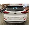 Image 18 : PARKSVILLE - 2017 HYUNDAI TUCSON WHITE 157381 KMS - D264955