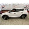 Image 23 : PARKSVILLE - 2017 HYUNDAI TUCSON WHITE 157381 KMS - D264955