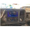 Image 52 : PARKSVILLE - 2003 CHEVROLET AVALANCHE GREY 266165 KMS - D122144
