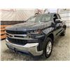 Image 3 : PARKSVILLE - 2020 CHEVROLET SILVERADO GREY 174171 KMS - D352893