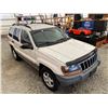 Image 10 : PARKSVILLE - 1999 JEEP GRAND CHEROKEE WHITE 246864 KMS - P575025