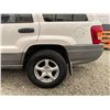 Image 29 : PARKSVILLE - 1999 JEEP GRAND CHEROKEE WHITE 246864 KMS - P575025