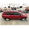 Image 13 : PARKSVILLE - 2017 JEEP COMPASS RED 130713 KMS - B205410