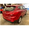 Image 15 : PARKSVILLE - 2011 HYUNDAI TUCSON RED 113914 KMS - P281469