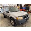 Image 9 : PARKSVILLE - 2002 FORD ESCAPE GRAY 327339 KMS - PA28736