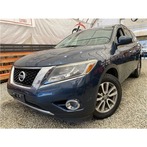 PARKSVILLE - 2016 NISSAN PATHFINDER BLUE 343091 KMS - B616655