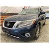 Image 2 : PARKSVILLE - 2016 NISSAN PATHFINDER BLUE 343091 KMS - B616655
