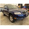 Image 8 : PARKSVILLE - 2005 VOLKSWAGEN TOUAREG BLUE 183437 KMS - D051496