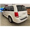Image 20 : PARKSVILLE - 2013 DODGE GRAND CARAVAN WHITE 254272 KMS - B530468