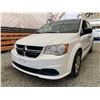 Image 2 : PARKSVILLE - 2013 DODGE GRAND CARAVAN WHITE 254272 KMS - B530468