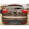 Image 17 : PARKSVILLE - 2013 KIA RIO BROWN 194761 KMS - J790002