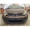 Image 5 : PARKSVILLE - 2013 KIA RIO BROWN 194761 KMS - J790002