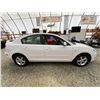 Image 11 : PARKSVILLE - 2006 MAZDA MAZDA3 WHITE 201525 KMS - B472831