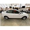 Image 12 : PARKSVILLE - 2006 MAZDA MAZDA3 WHITE 201525 KMS - B472831