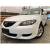 Image 1 : PARKSVILLE - 2006 MAZDA MAZDA3 WHITE 201525 KMS - B472831