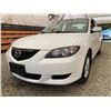 Image 2 : PARKSVILLE - 2006 MAZDA MAZDA3 WHITE 201525 KMS - B472831