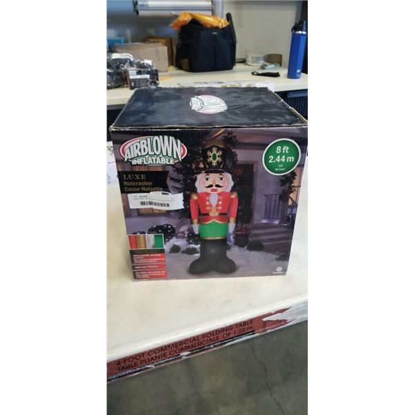 AIRBLOWN INFLATABLE LUXE NUTCRACKER - 8 FT
