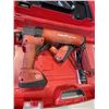 Image 2 : HILTI ED3500 COCKING GUN KIT WITH 2 BATTERIES AND CHARGER