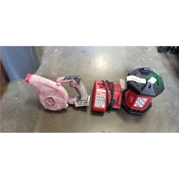 MILWAUKEE M18 FLOODLIGHT AND M18 BLOWER, NO ATTACHMENTS, BOTH WORKING, WITH RAPID CHARGER