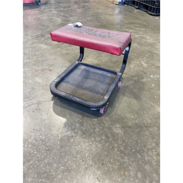 TEAM MECHANIX SHOP STOOL