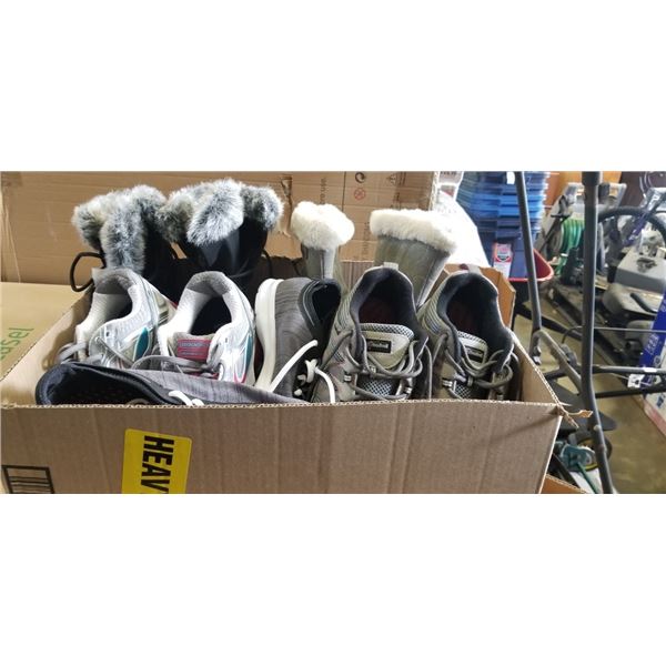 TRAY OF ASSORTED WOMANS BOOTS AND SHOES. MOST SIZE 8