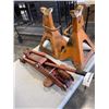 Image 2 : TROLLEY JACK WITH HANDLE AND 2 PAIR OF JACK STANDS