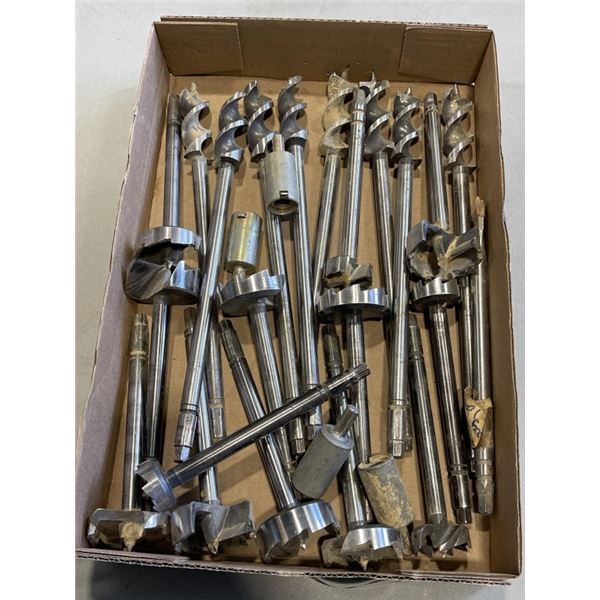 TRAY OF ASSORTED LARGE DRILL BITS