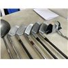 Image 4 : BUNDLE OF ASSORTED IRONS, PUTTER, AND DRIVER