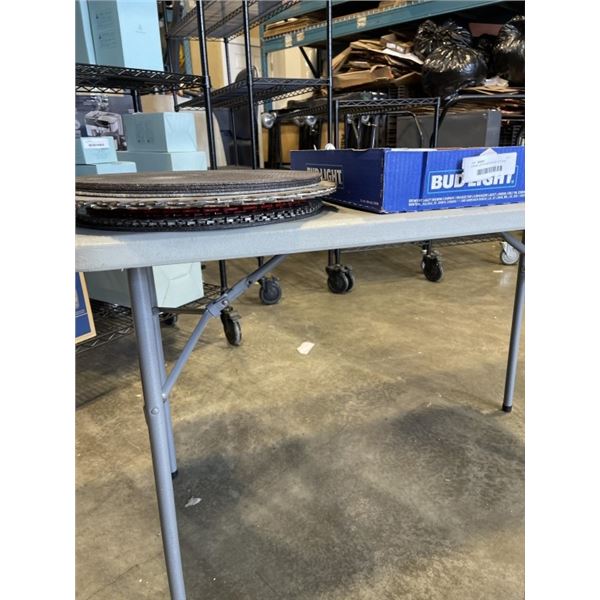 LARGE LOT OF ASSORTED CUT OFF AND WOOD SAW BLADES