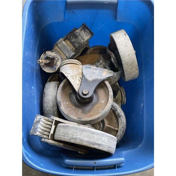 TOTE OF LARGE CASTERS