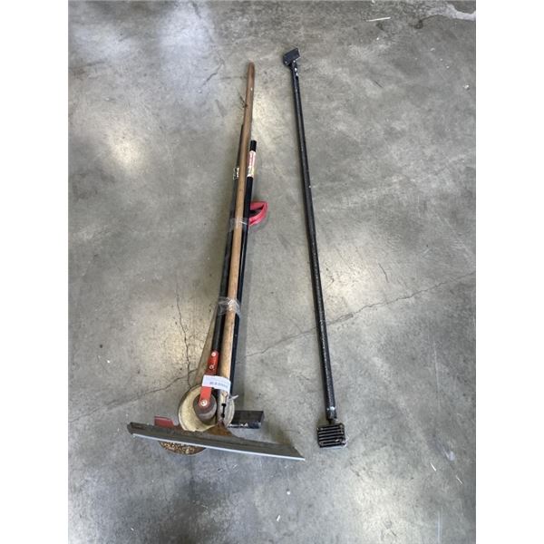 BUNDLE OF GARDEN TOOLS AND SUPPORT BAR