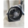 Image 5 : 3 TABLE TOP FANS