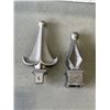 Image 2 : 2 BOXES OF ALUMINUM FENCE COMPONENTS