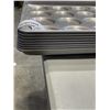 Image 2 : 8  26" x 17.5" INDUSTRIAL BAKING SHEETS