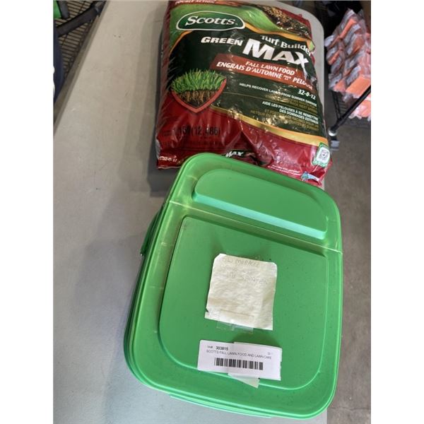 SCOTTS FALL LAWN FOOD  AND LAWN CARE KIT